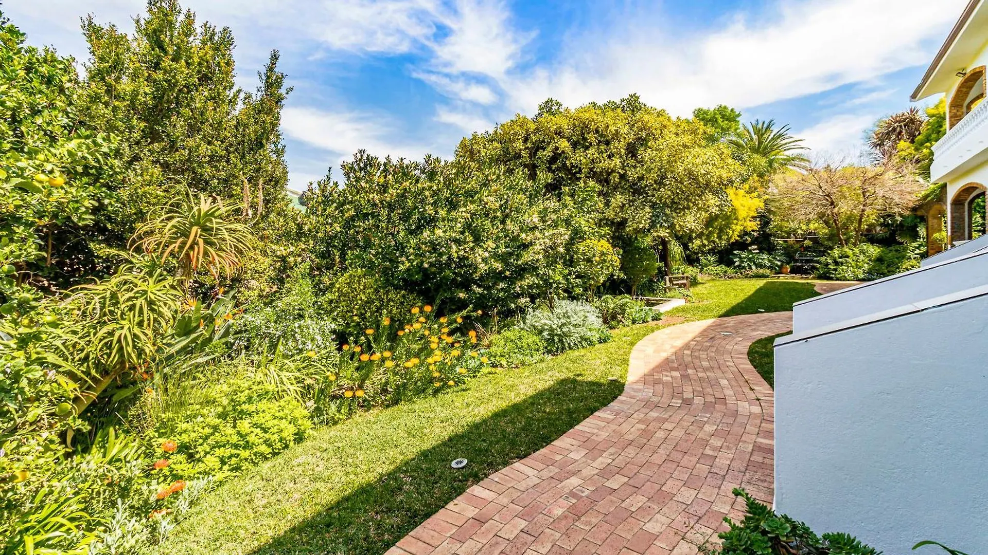 5 Rembrandt Guesthouse Somerset West Guest house
