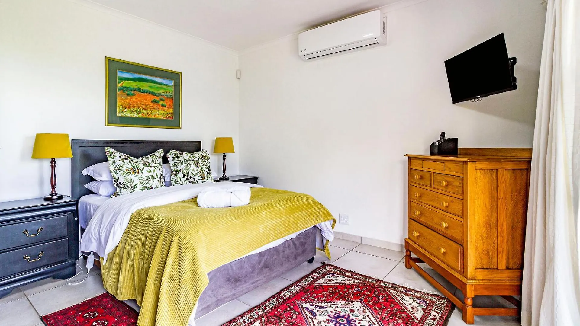 5 Rembrandt Guesthouse Somerset West 0*,  South Africa