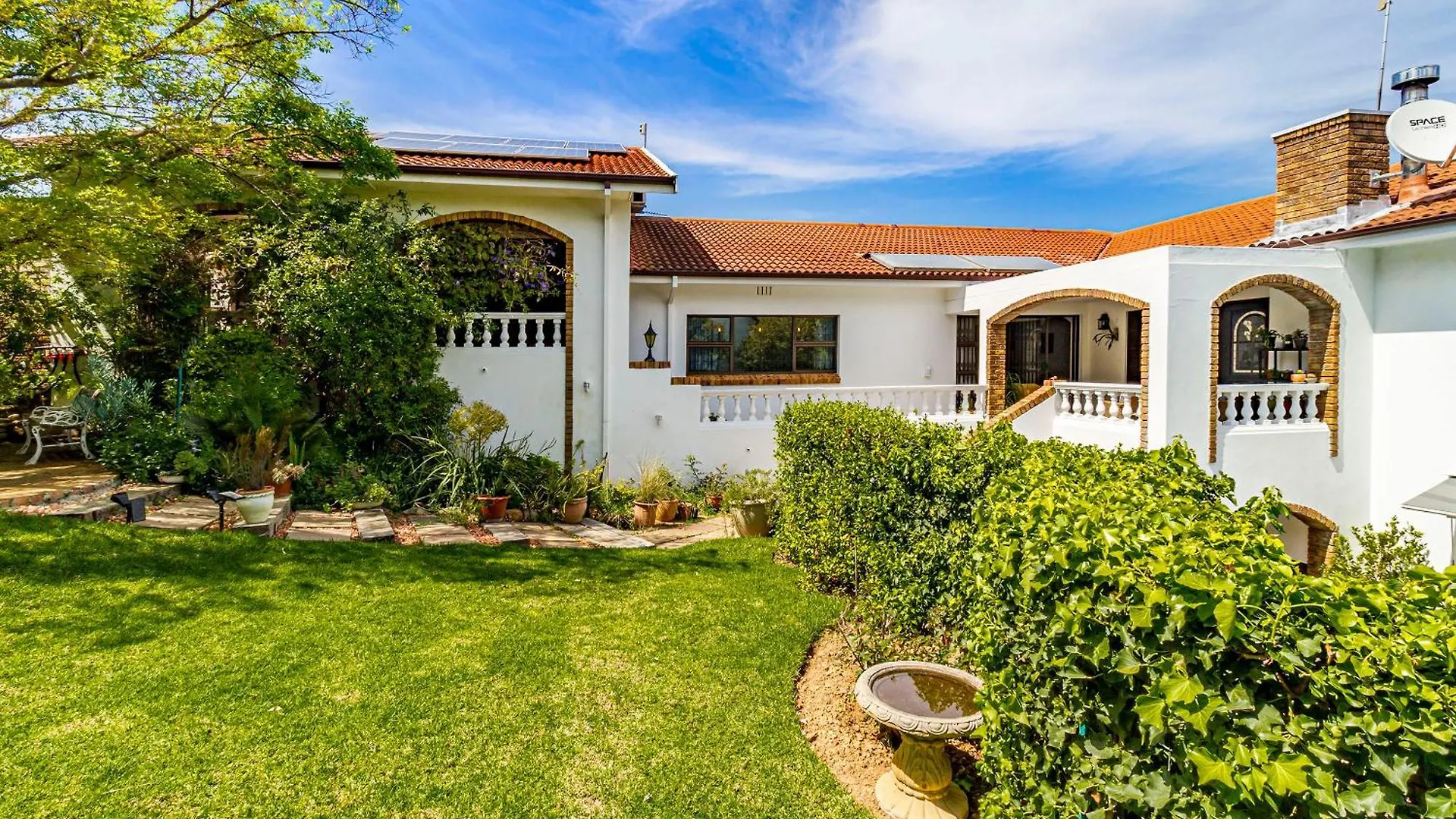 5 Rembrandt Guesthouse Somerset West Guest house