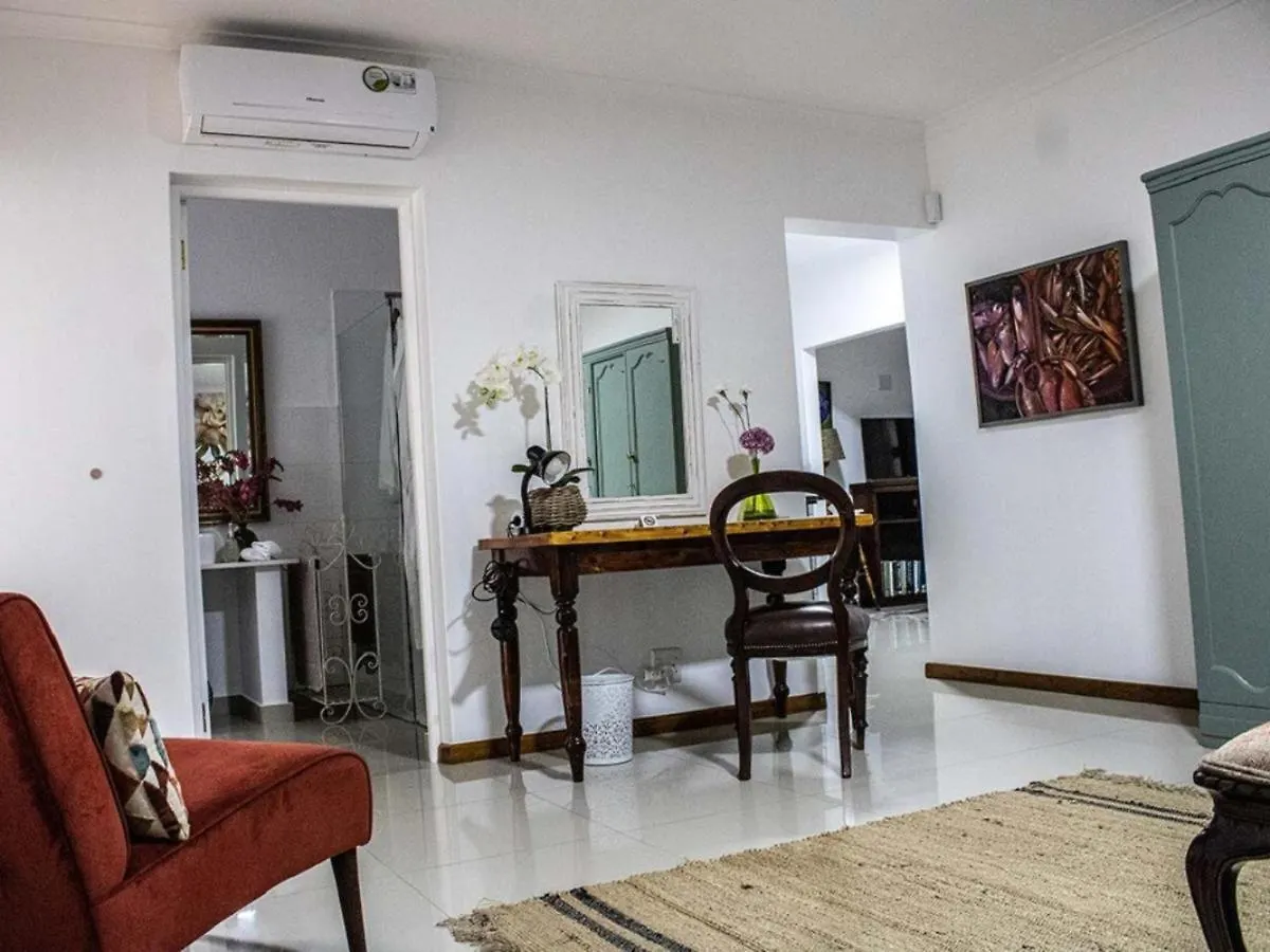 5 Rembrandt Guesthouse Somerset West Guest house