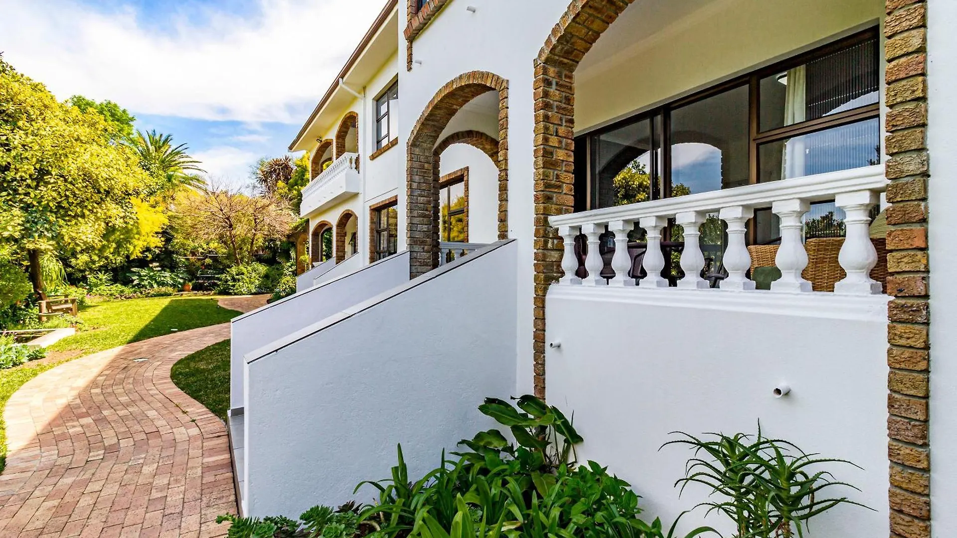 5 Rembrandt Guesthouse Somerset West Guest house